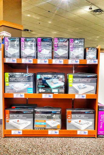 Appliance Store «P.C. Richard & Son», reviews and photos, 1345 Sunrise Hwy, Bay Shore, NY 11706, USA