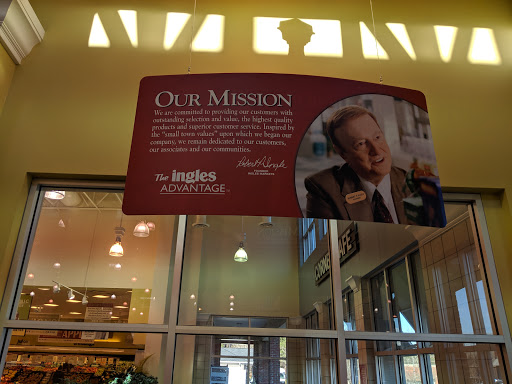 Grocery Store «Ingles Market», reviews and photos, 5075 Peachtree Pkwy, Peachtree Corners, GA 30092, USA