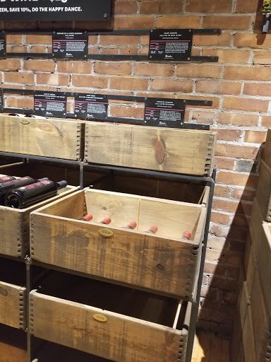 Wine Store «Dedalus Wine Shop, Market & Wine Bar», reviews and photos, 388 Pine St, Burlington, VT 05401, USA