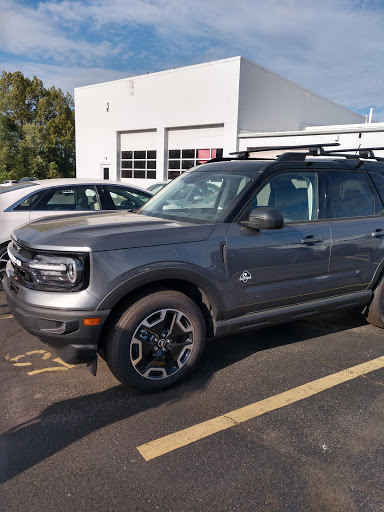 Used Car Dealer «Klaben Ford Lincoln», reviews and photos, 1089 W Main St, Kent, OH 44240, USA