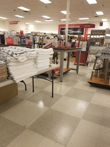 Department Store «T.J. Maxx», reviews and photos, 30955 Orchard Lake Rd, Farmington Hills, MI 48334, USA