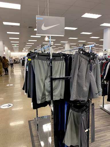 Department Store «Nordstrom Rack Perimeter Expo», reviews and photos, 1201 Hammond Dr NE, Dunwoody, GA 30346, USA
