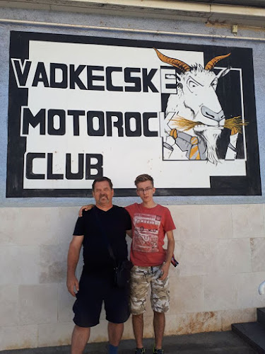 Értékelések erről a helyről: Vadkecske Motorock Club, Mátraderecske - Szórakozóhely
