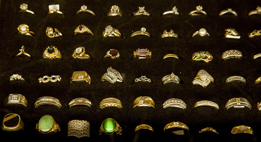 Pawn Shop «Alma School Pawn and Gold», reviews and photos, 752 S Alma School Rd, Mesa, AZ 85210, USA