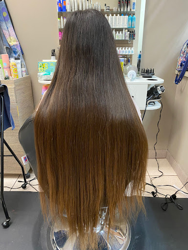 Hair Salon «Cuttin-Loose Hair Salon», reviews and photos, 523 N Krome Ave, Homestead, FL 33030, USA