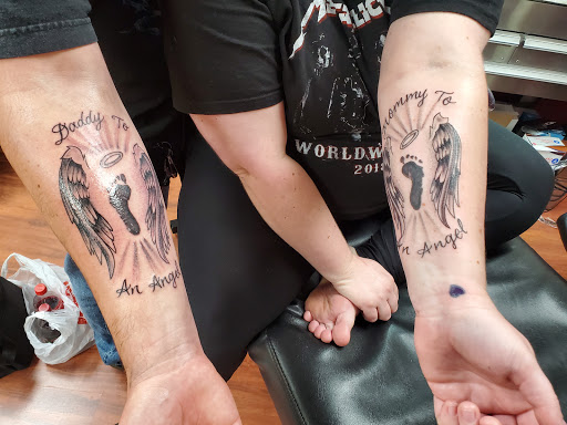 Tattoo and Piercing Shop «Hollywood Ink Tattoos», reviews and photos, 3501 S Tryon St, Charlotte, NC 28217, USA