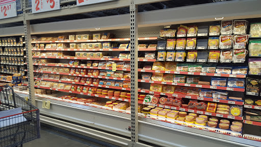 Grocery Store «H-E-B Grocery», reviews and photos, 97 Oyster Creek Dr, Lake Jackson, TX 77566‑4622, USA