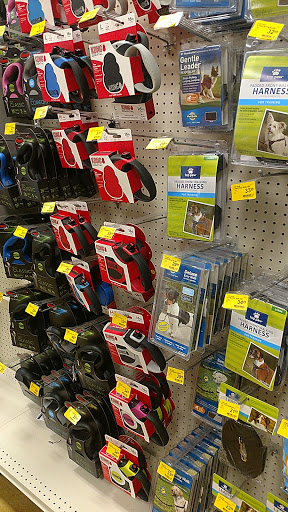 Pet Supply Store «PetSmart», reviews and photos, 131 Town Center Rd, King of Prussia, PA 19406, USA