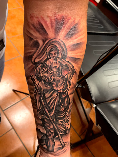 Find japanese tattoo ideas for women for your next unique tattoo in El Paso at Estilo Firme Tattoo Co.