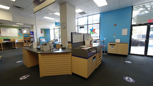 FedEx Office Print & Ship Center image 6