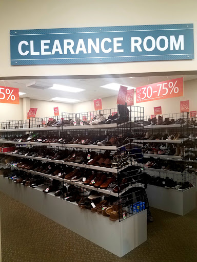 Shoe Store «Schuler Shoes: Highland Park», reviews and photos, 2081 Ford Pkwy, St Paul, MN 55116, USA