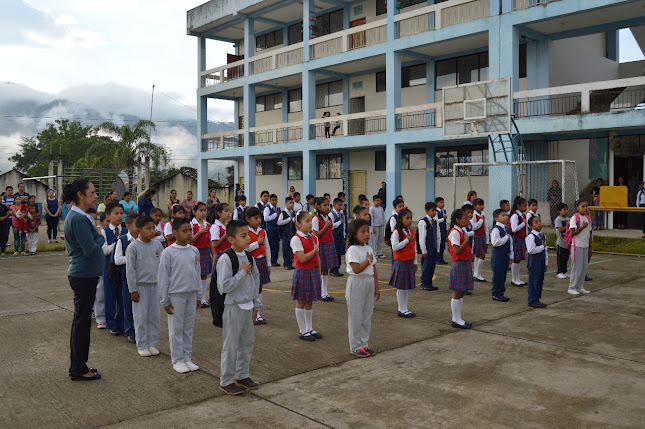 Escuela de Educación Básica “Padre Juan Gonzalez” - Yantzaza