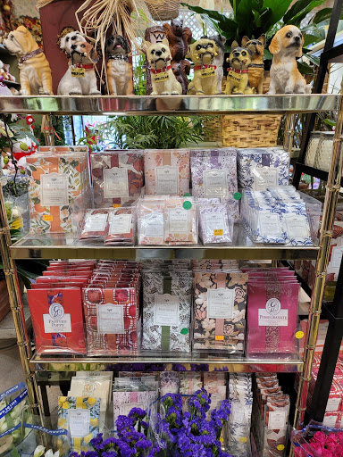 Florist «Sacalis Florist», reviews and photos, 575 Broadway, Bayonne, NJ 07002, USA