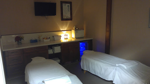 Asian Massage Therapist «Oriental Foot Massage & Spa», reviews and photos, 15702 SW 72nd St, Miami, FL 33193, USA