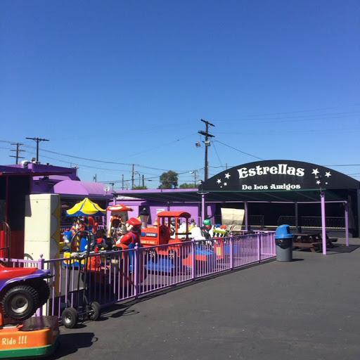 Los Amigos Mall, 307 E Jefferson Blvd, Los Angeles, CA 90011, USA, 