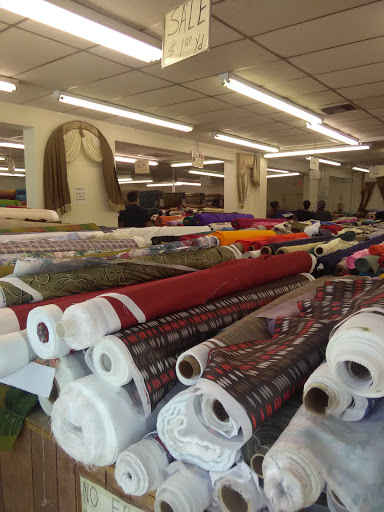 Fabric Store «Arnolds Fabrics N Trim Inc», reviews and photos, 12918 NW 7th Ave, North Miami, FL 33168, USA