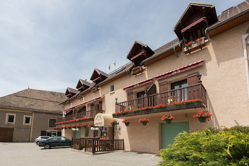 Hôtel-Restaurant du Tilleul à Corps