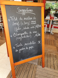 Menu / carte de Canoë Café à Ornans