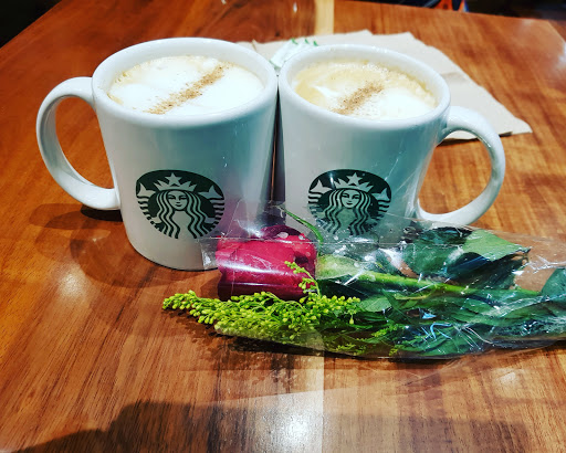 Starbucks Plaza Chimalhuacán