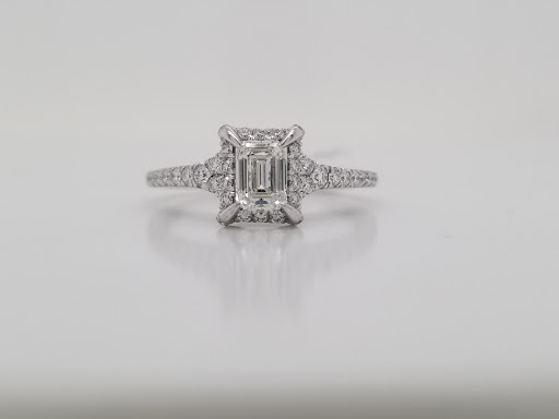 Jewelry Store «Cambridge Jewelers», reviews and photos, 76 Maple Dr, Hudson, OH 44236, USA