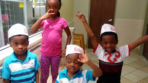 Donut Shop «Krispy Kreme», reviews and photos, 2401 Battleground Ave, Greensboro, NC 27408, USA