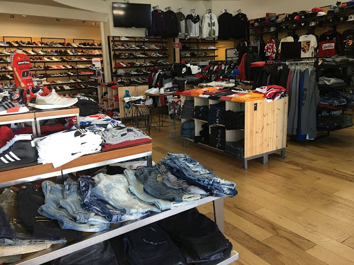 Shoe Store «Shoe Club», reviews and photos, 3157 Middlefield Rd, Redwood City, CA 94063, USA