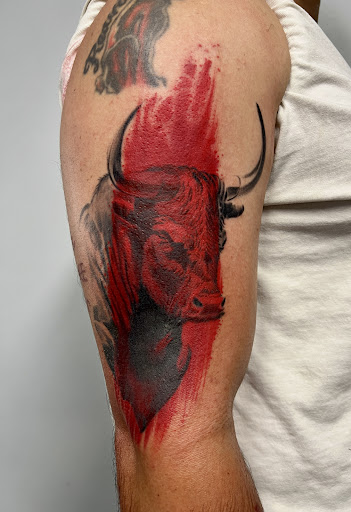 Explore family crest tattoo ideas, creative tattoo ideas in East Peoria, available at Hybrid Art Studios-Tattoos