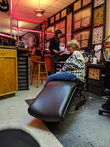 Tattoo Shop «Designs By Dana», reviews and photos, 4167 Hamilton Ave, Cincinnati, OH 45223, USA