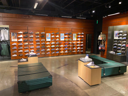 Clothing Store «Nike», reviews and photos, 8687 N Central Expy, Dallas, TX 75225, USA