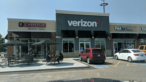 Cell Phone Store «Verizon», reviews and photos, 599 Northtown Dr NE #400, Blaine, MN 55434, USA