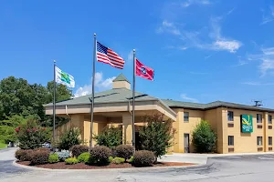 Quality Inn Clinton-Knoxville North image
