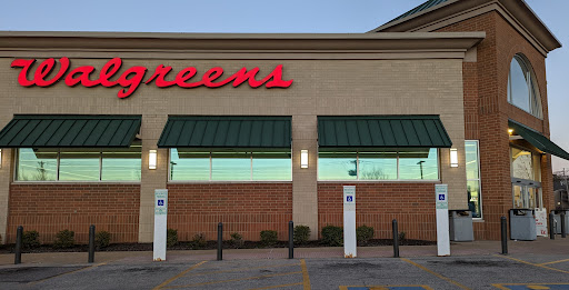 Drug Store «Walgreens», reviews and photos, 12509 Dorsett Rd, Maryland Heights, MO 63043, USA