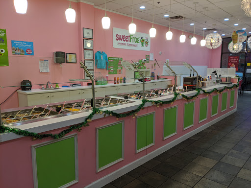 Frozen Yogurt Shop «sweetFrog», reviews and photos, 34 Shunpike Rd #28, Cromwell, CT 06416, USA