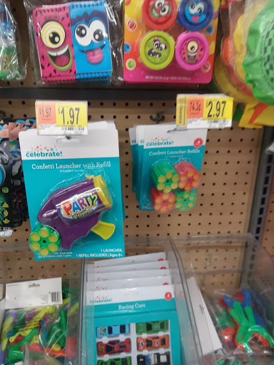 Department Store «Walmart Supercenter», reviews and photos, 5815 Norell Ave N, Oak Park Heights, MN 55082, USA