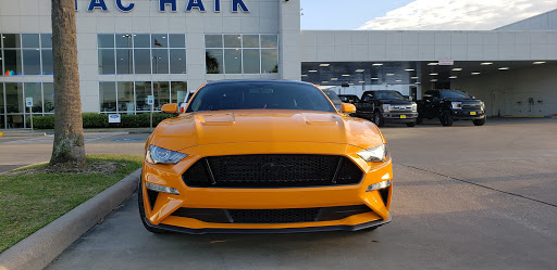 Oil Change Service «Quick Lane at Mac Haik Ford», reviews and photos, 10333 Katy Fwy, Houston, TX 77024, USA