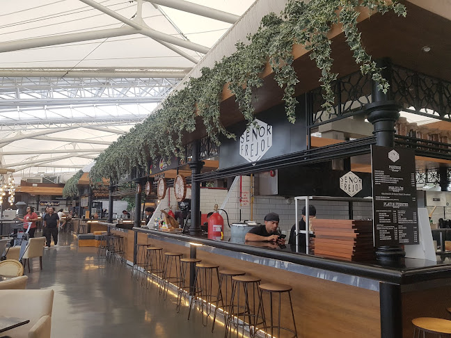 Mercado Del Rio "Espacio Gastronomico" - Guayaquil