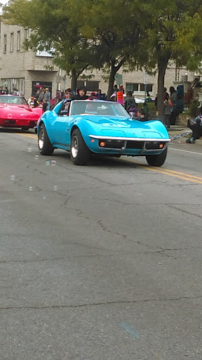 Dessert Shop «Honey Creme Donut Shop», reviews and photos, 514 Vincennes St, New Albany, IN 47150, USA