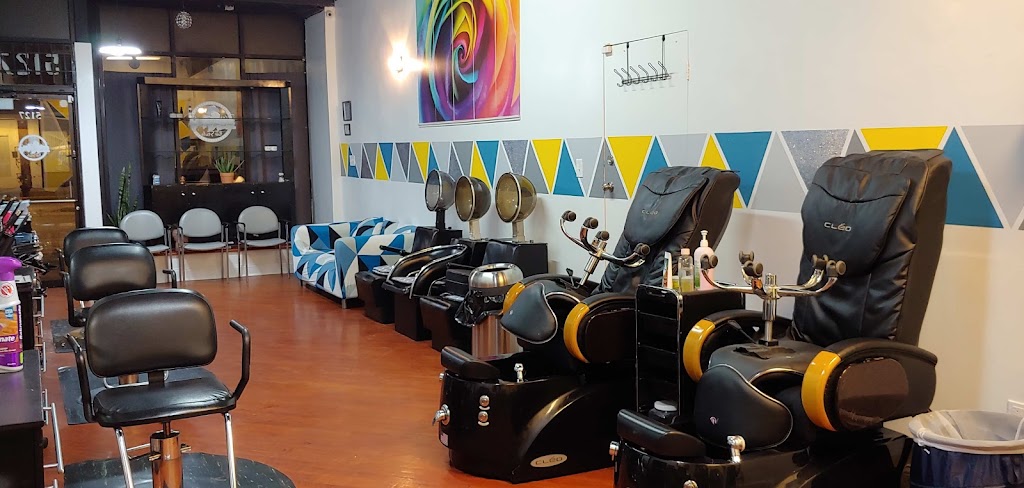 Picture Perfect Hair Studio 60644