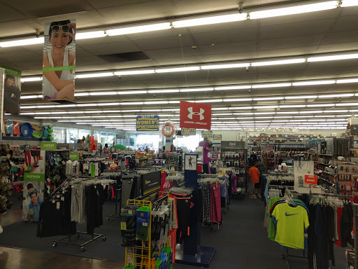 Sporting Goods Store «Big 5 Sporting Goods - Sunnyvale», reviews and photos, 721 Sunnyvale Saratoga Rd, Sunnyvale, CA 94087, USA
