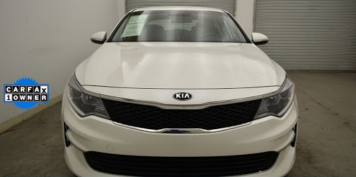 Kia Dealer «World Car Kia», reviews and photos, 4220 Fredericksburg Rd Building 1, San Antonio, TX 78201, USA