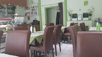 Atmosphère du Restaurant libanais Le Mediterranée à Issy-les-Moulineaux - n°3