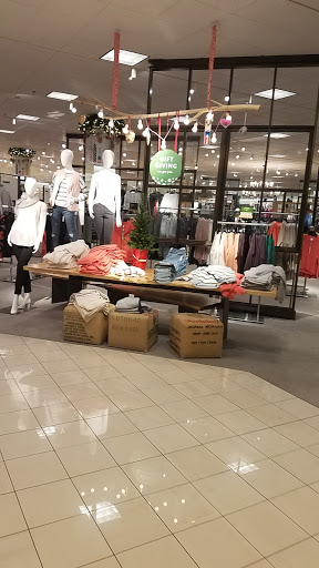 Department Store «Nordstrom Beachwood Place», reviews and photos, 26200 Cedar Rd, Beachwood, OH 44122, USA
