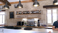 Atmosphère du Restaurant de cuisine européenne moderne Le Caillau (FERMÉ) à Vire-sur-Lot - n°14
