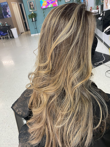 Beauty Salon «Tres Latinas Beauty Salon», reviews and photos, 788 Normandy St, Houston, TX 77015, USA