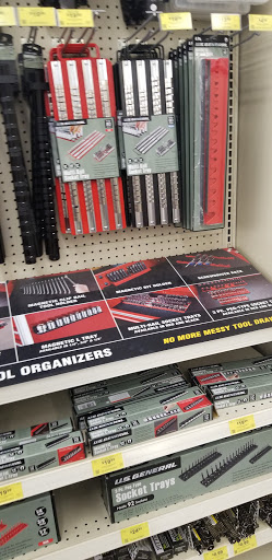 Hardware Store «Harbor Freight Tools», reviews and photos, 1460 Main St, Hamilton, OH 45013, USA