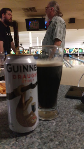 Bowling Alley «Apollo Bowling Center», reviews and photos, 29410 Gratiot Ave, Roseville, MI 48066, USA