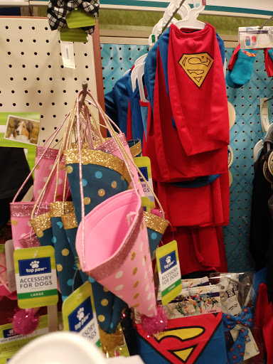 Pet Supply Store «PetSmart», reviews and photos, 45050 Northpointe Blvd, Utica, MI 48315, USA