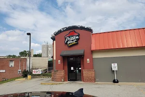 Pizza Hut image