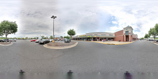 Shopping Mall «Eastover Shopping Center», reviews and photos, 5021-5225 Indian Head Hwy, Oxon Hill, MD 20745, USA