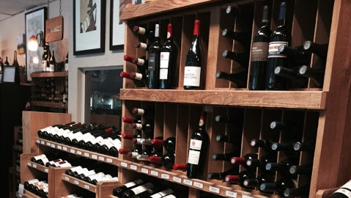 Wine Store «The Wine & Spirit Company of Greenville», reviews and photos, 4025 Kennett Pike, Greenville, DE 19807, USA